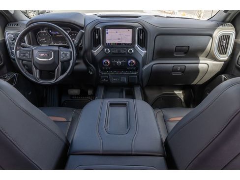 Used 2022 GMC Sierra 1500 AT4 w/ AT4 Premium Package image 12