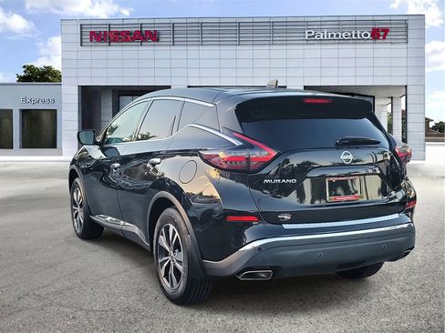 Certified 2021 Nissan Murano S image 4