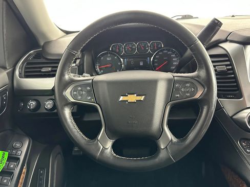 Used 2019 Chevrolet Tahoe Premier AWD/4WD image 25