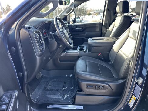 Certified 2022 Chevrolet Silverado 2500 LTZ w/ LTZ Plus Package image 11