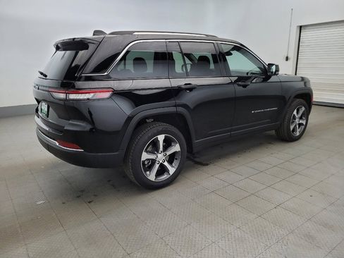 Used 2023 Jeep Grand Cherokee 4WD 4xe image 10