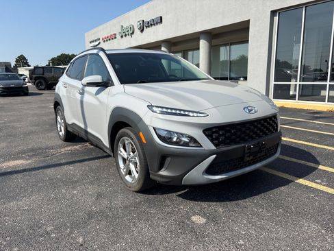 Used 2023 Hyundai Kona SEL w/ Cargo Package AWD/4WD image 3