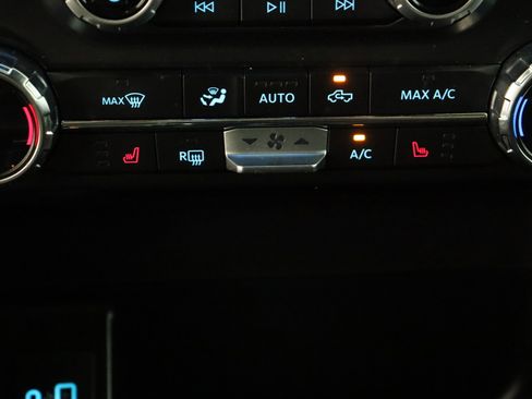 Used 2022 Ford F150 XLT w/ Equipment Group 302A High image 24