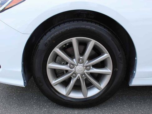 Used 2019 Hyundai Sonata SE FWD image 32