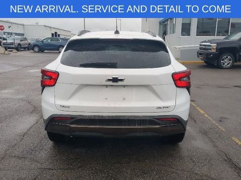 Used 2025 Chevrolet Trax ACTIV w/ Driver Confidence Package FWD image 5