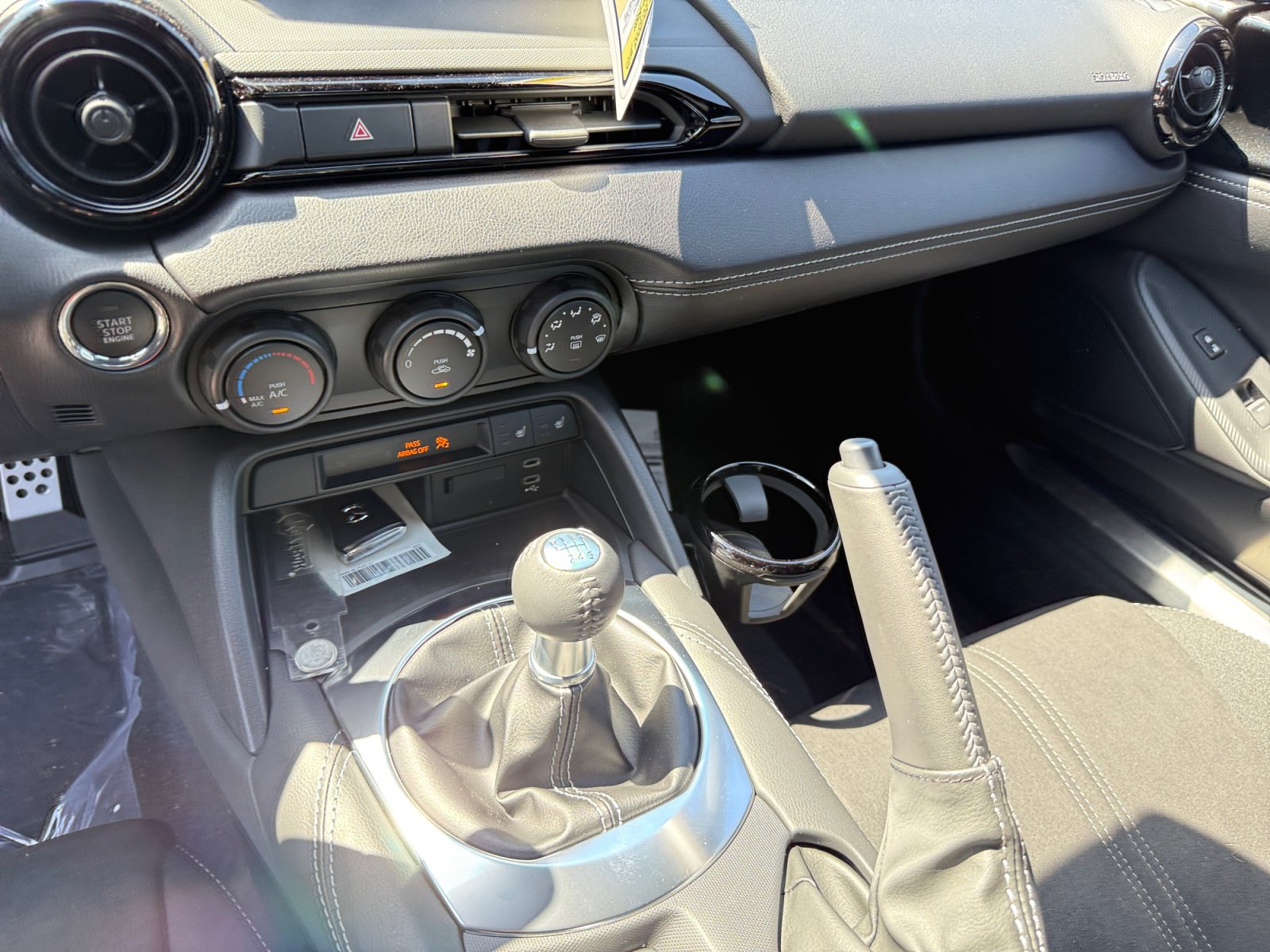 New 2026 MAZDA MX-5 Miata Club w/ Interior Package RWD image 13