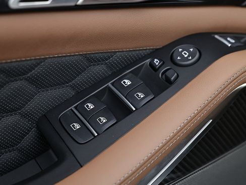 New 2026 BMW X5 M Competition w/ Executive Package image 19