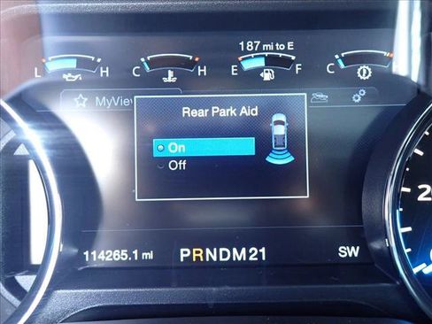 Used 2015 Ford F150 Lariat w/ Equipment Group 502A Luxury AWD/4WD image 29