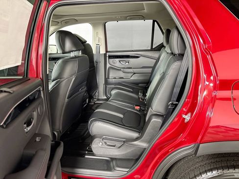 New 2025 Honda Pilot Touring image 21