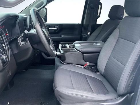 Used 2023 Chevrolet Silverado 2500 Custom w/ Custom Value Package image 21