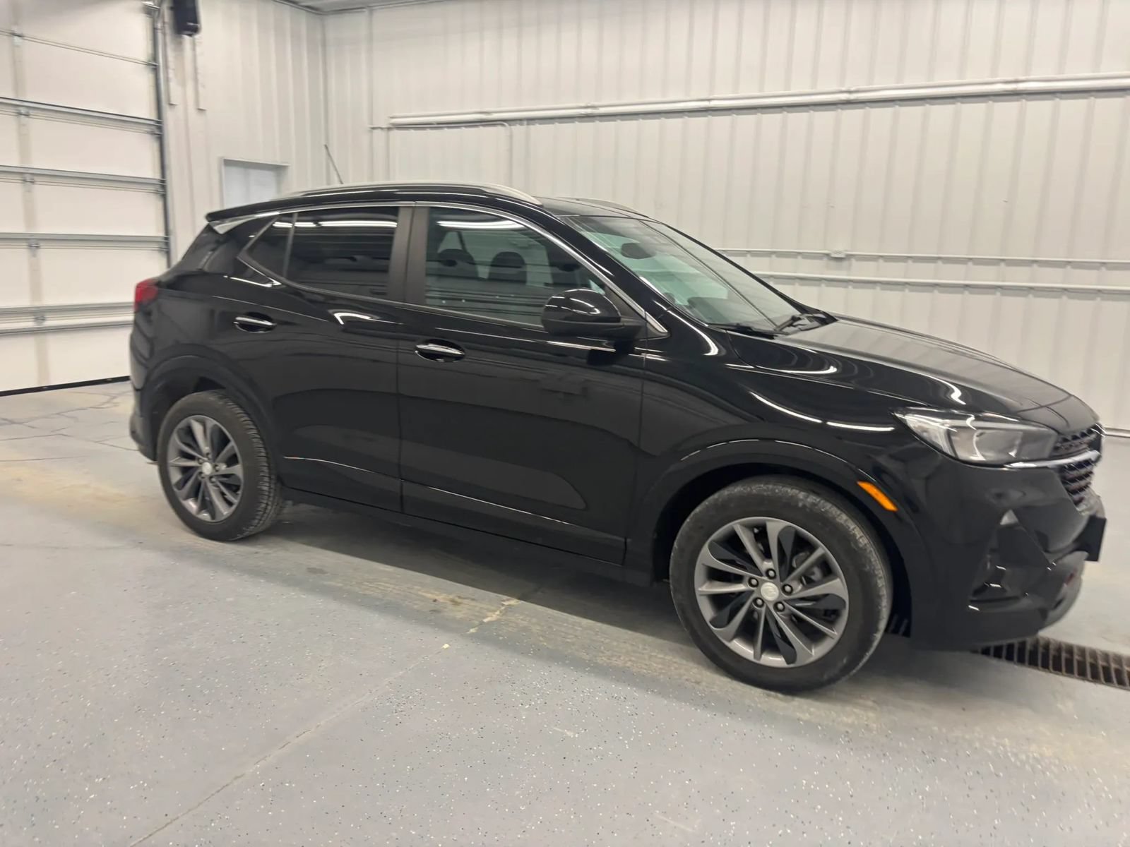 Used 2021 Buick Encore GX Select w/ Sport Touring Package FWD image 12