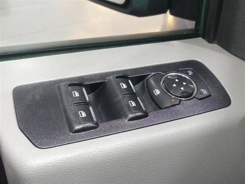 Used 2017 Ford F150 XL w/ Equipment Group 101A Mid AWD/4WD image 17