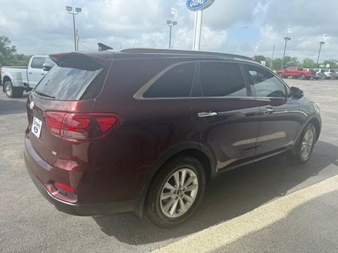 Used 2019 Kia Sorento FWD w/ LX Convenience Package image 5