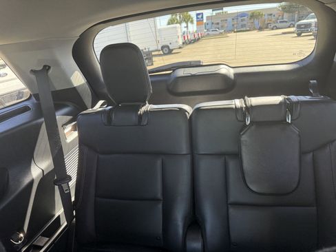 Certified 2022 Ford Explorer XLT w/ Equipment Group 202A image 24