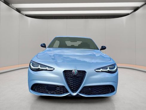 New 2025 Alfa Romeo Giulia image 2