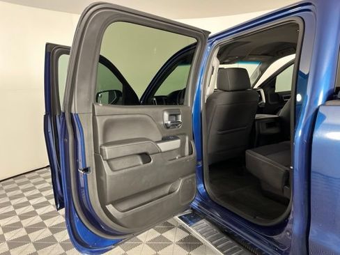 Used 2017 Chevrolet Silverado 1500 LT w/ All Star Edition AWD/4WD image 40