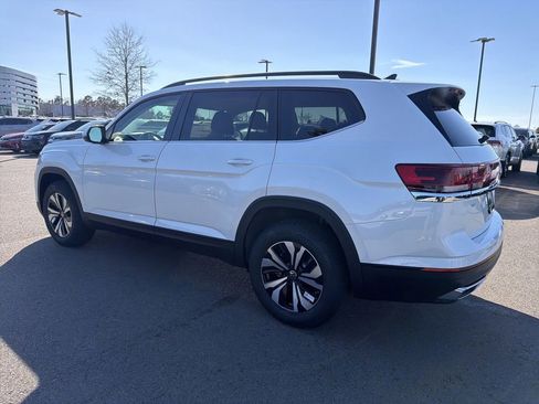 New 2026 Volkswagen Atlas SE image 7