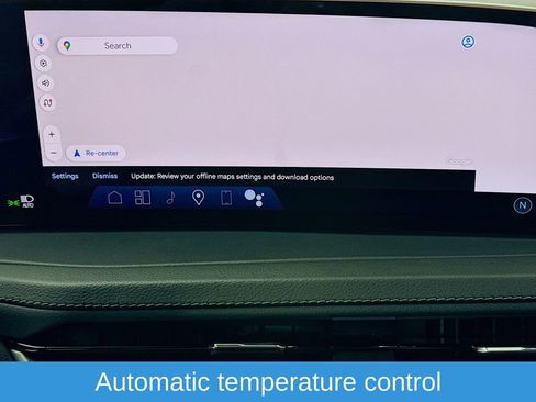 Used 2024 Cadillac XT4 Premium Luxury image 16