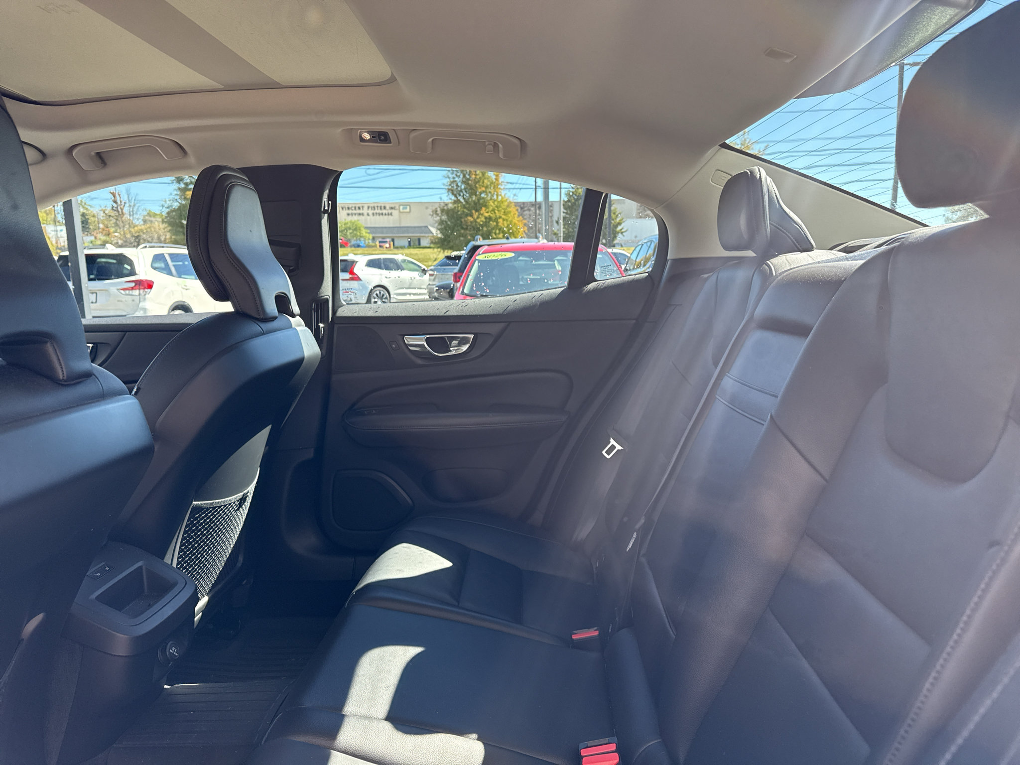 Used 2020 Volvo S60 T6 Momentum AWD/4WD image 10