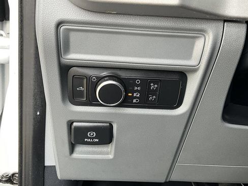 Used 2022 Ford F150 XL w/ Equipment Group 101A High RWD image 21