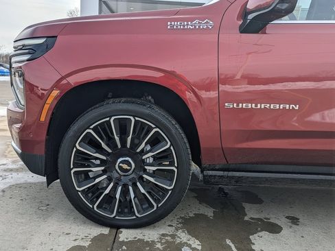 New 2026 Chevrolet Suburban High Country image 10