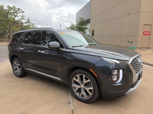 Used 2020 Hyundai Palisade SEL w/ Convenience Package image 4