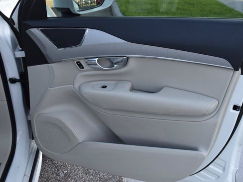Used 2021 Volvo XC90 T5 Momentum w/ Protection Package Premier FWD image 70