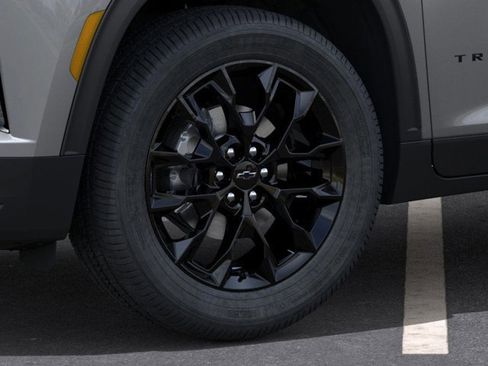 New 2026 Chevrolet Traverse LT image 9