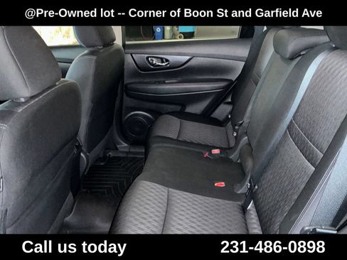 Used 2018 Nissan Rogue SV w/ Premium Package AWD/4WD image 26
