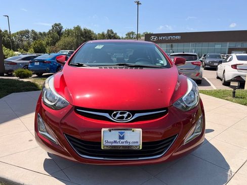 Used 2015 Hyundai Elantra SE w/ Option Group 02 FWD image 8