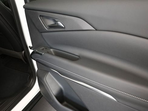 New 2026 Chevrolet Traverse LT image 21