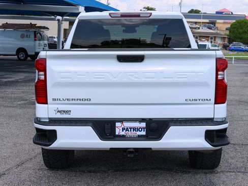 Used 2023 Chevrolet Silverado 1500 Custom AWD/4WD image 25