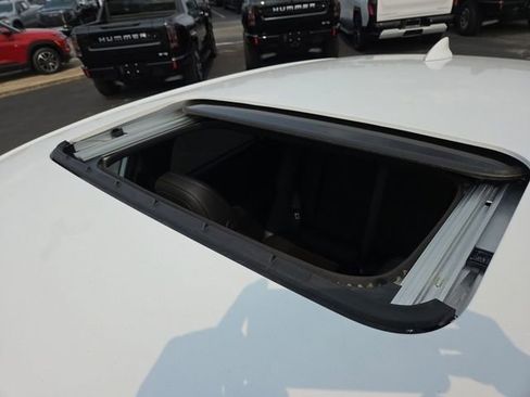 New 2025 Buick Envista Sport Touring w/ Convenience I Package image 18