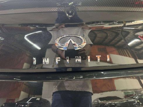 Used 2022 INFINITI Q60 Red Sport 400 w/ Carbon Fiber Package image 11