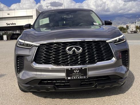 Certified 2025 INFINITI QX60 Pure image 3