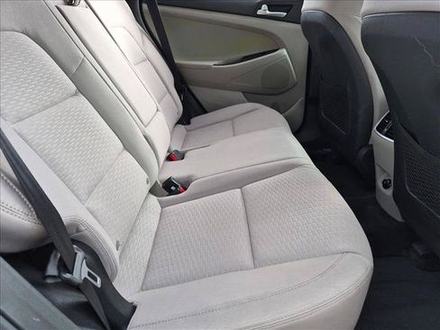 Used 2021 Hyundai Tucson SEL FWD image 18