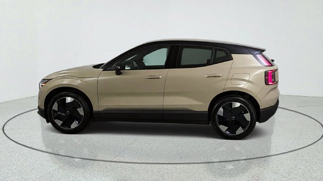 New 2026 Volvo EX30 Ultra w/ Protection Package AWD/4WD image 4