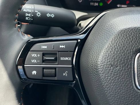 Used 2025 Honda HR-V Sport image 15
