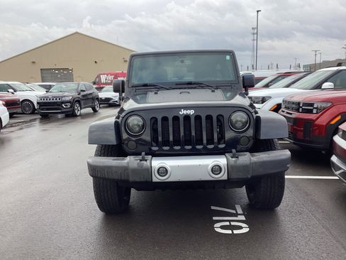 Used 2015 Jeep Wrangler Unlimited Sahara w/ Mopar Chrome Edition Group image 3