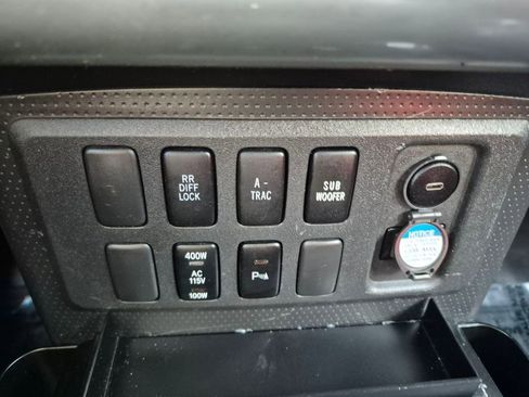 Used 2007 Toyota FJ Cruiser 4WD image 17