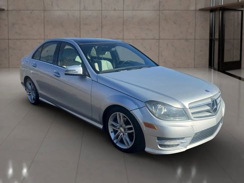 Used 2013 Mercedes-Benz C 250 Sedan image 9