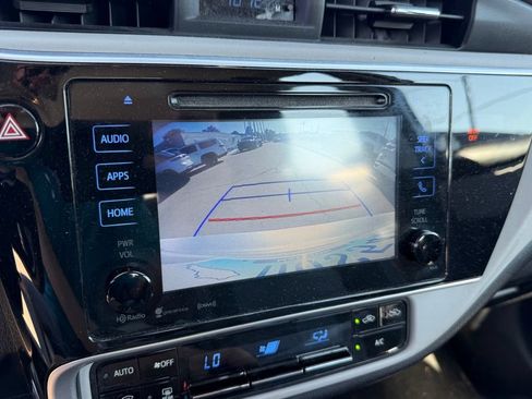 Used 2018 Toyota Corolla LE w/ LE Premium Package FWD image 20