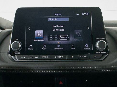 Used 2026 Nissan Rogue SV FWD image 17