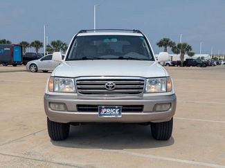 Used 2004 Toyota Land Cruiser AWD/4WD video 2