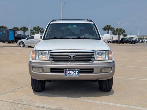 Used 2004 Toyota Land Cruiser AWD/4WD image 2