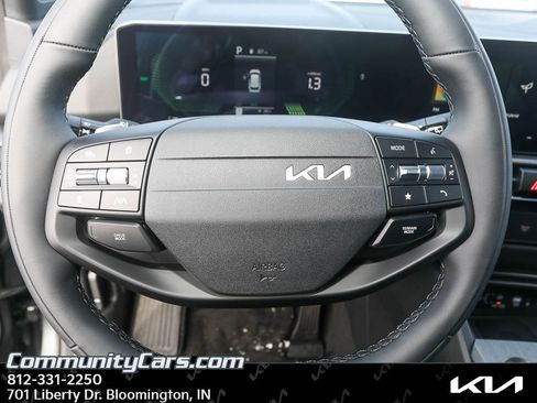 New 2026 Kia Sportage X-Line AWD/4WD image 13