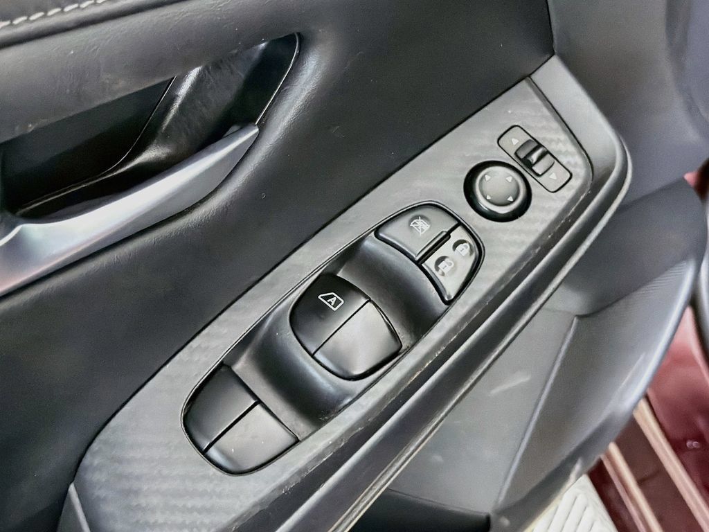 Used 2021 Nissan Sentra SV FWD image 20