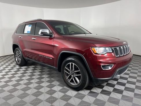 Used 2020 Jeep Grand Cherokee Limited image 2