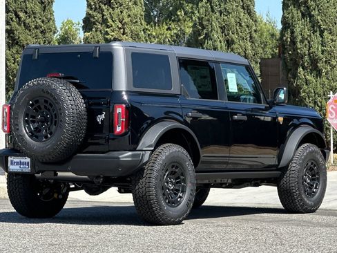 New 2026 Ford Bronco Badlands AWD/4WD image 4