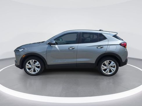 Certified 2024 Buick Encore GX Preferred w/ Comfort Package FWD image 7